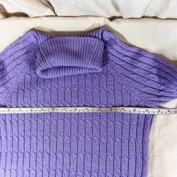 Cable Knit Sweater - Picture 7 of 11